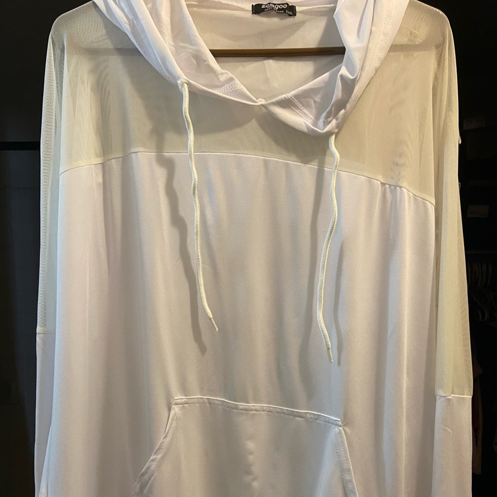 Amazon size XXXL workout hoodie